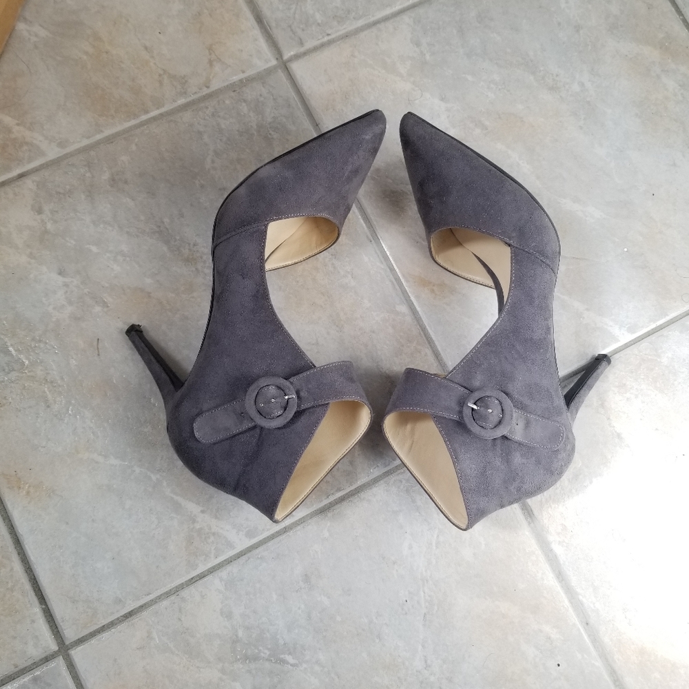 Pumps - Picture 3 of 5